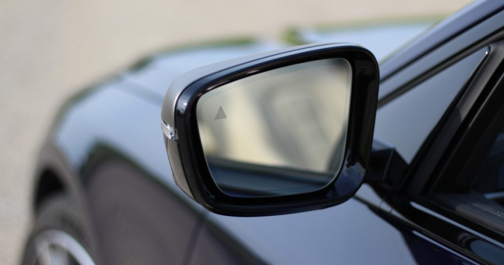 Which Cars Have Auto Dimming Side Mirrors