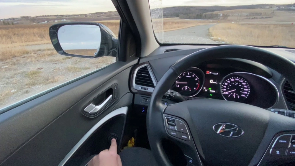 What is Mirror Auto Tilt: Ultimate Guide to Smart Car Mirrors